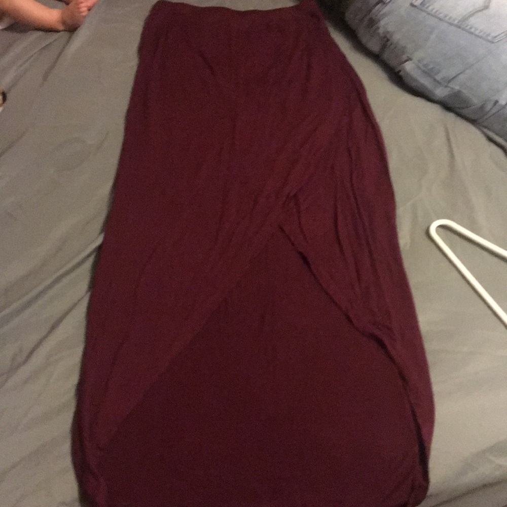 Long fitted skirt
